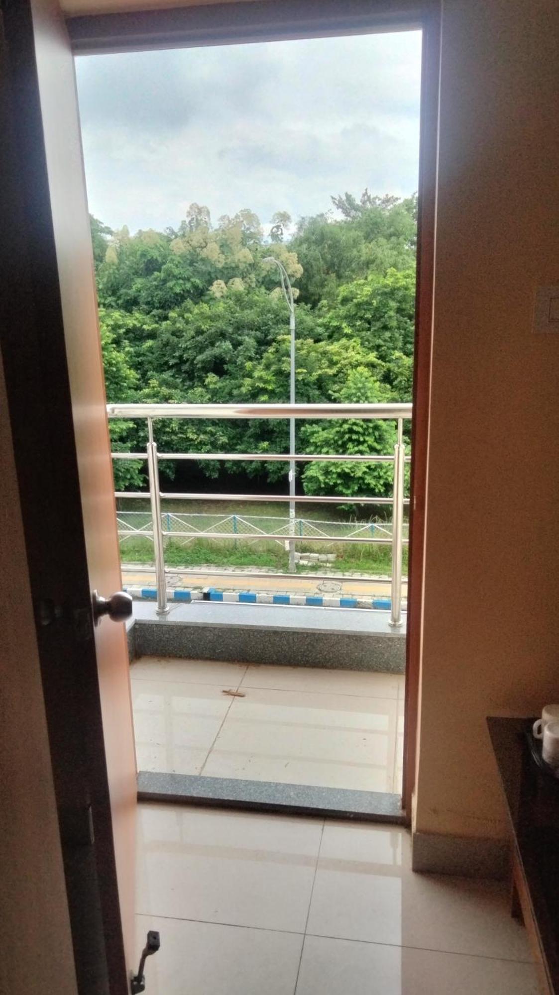 Oasis' Apartment Panchuria Luaran gambar